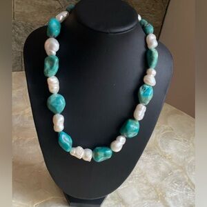 Turquoise and potato Pearl necklace, beautiful Stones silver clasp